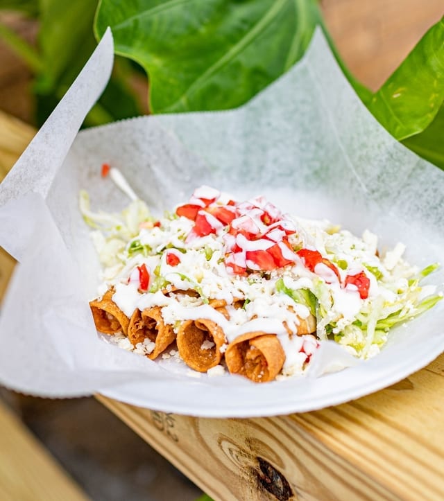 Flautas.