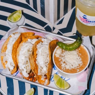 Tacos Dorados de Papa